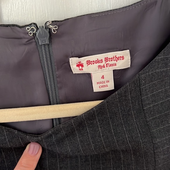 Brooks Brother short sleeve blouse, size 4 - Picture 3 of 4